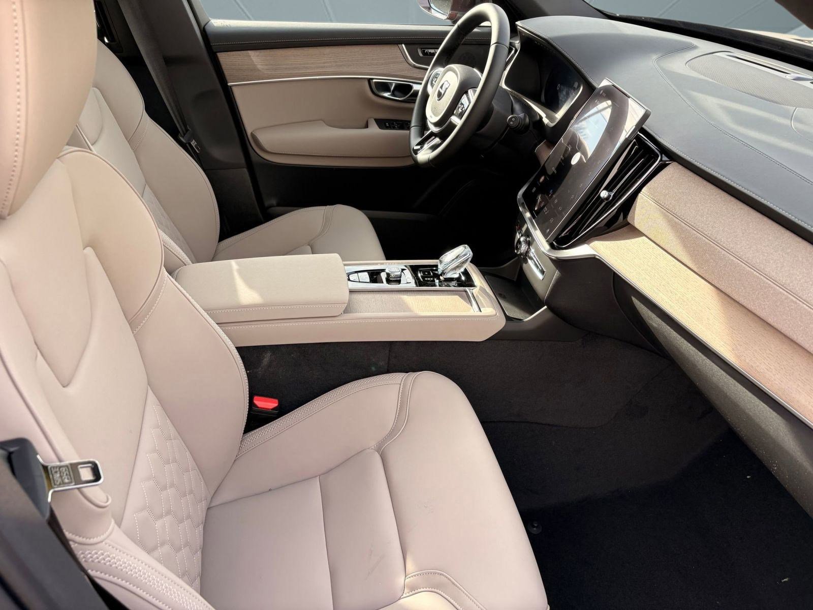 New 2026 Volvo XC90 B6 Plus image 26