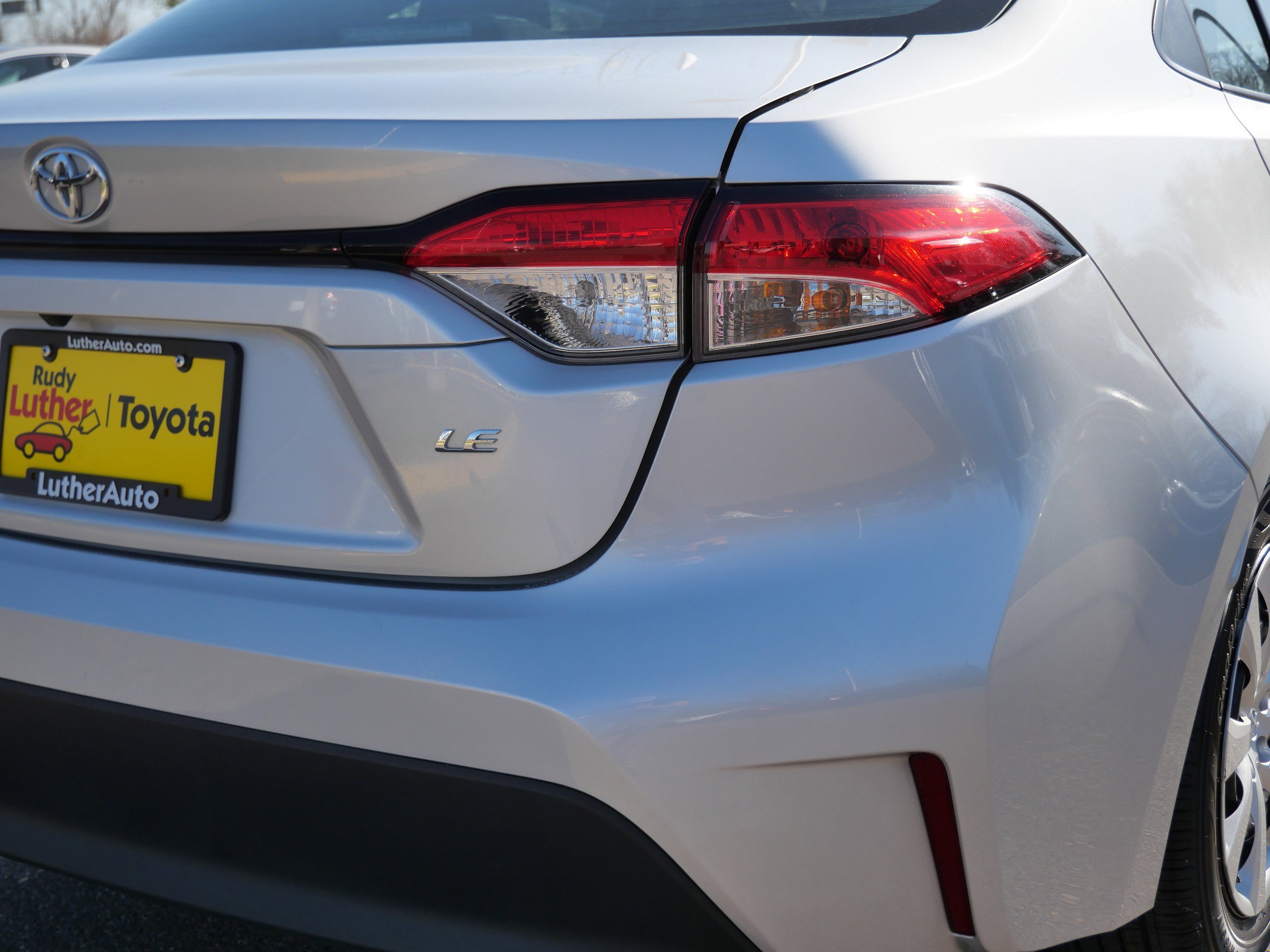 Certified 2024 Toyota Corolla LE FWD image 17