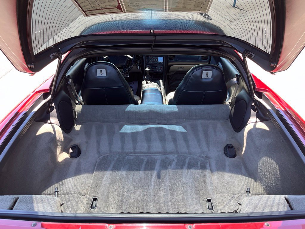 Used 1997 Chevrolet Corvette Coupe RWD image 19