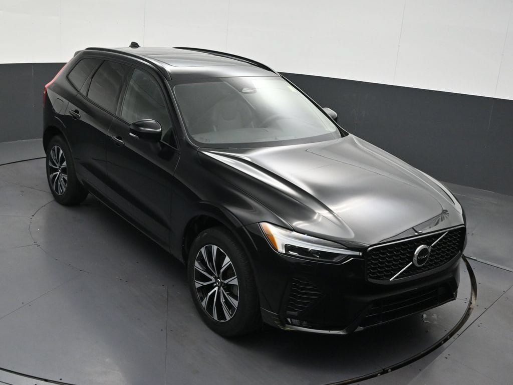 Used 2024 Volvo XC60 B5 Core w/ Protection Package Premier AWD/4WD image 21