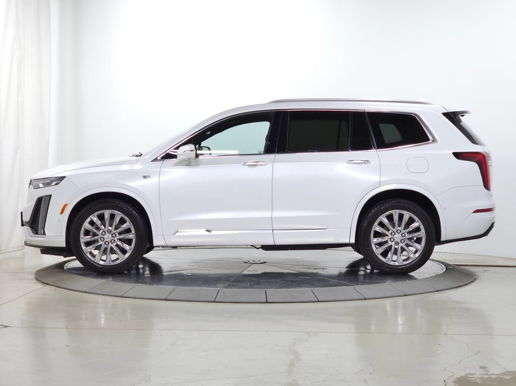 Certified 2023 Cadillac XT6 Premium Luxury w/ Technology Package AWD/4WD image 2
