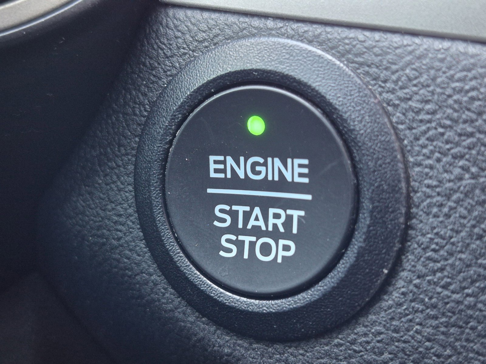 Used 2022 Ford Escape SE w/ Convenience Package image 25