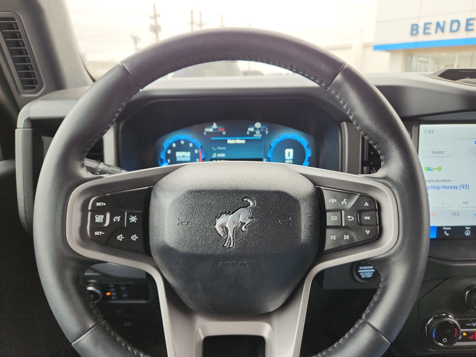 Used 2025 Ford Bronco Badlands AWD/4WD image 19