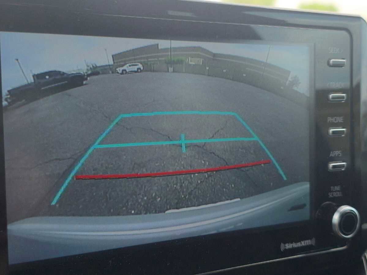 Used 2021 Toyota Corolla SE w/ Carpet Mat Package (TMS) image 19