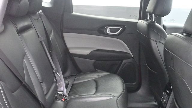 Used 2025 Jeep Compass Limited AWD/4WD image 10