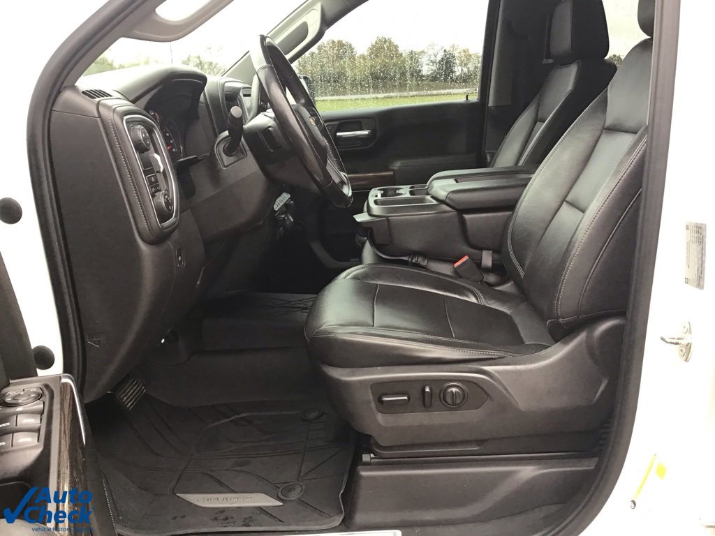 Used 2019 Chevrolet Silverado 1500 LT w/ Texas Edition image 31