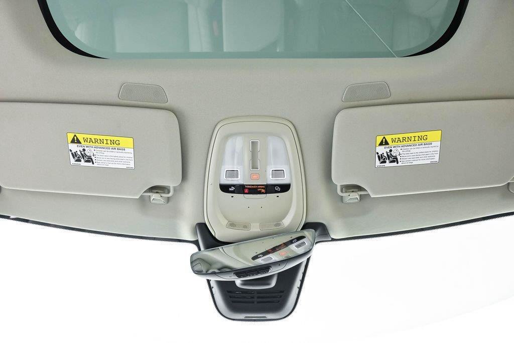 Certified 2025 Volvo XC90 T8 Ultra w/ Protection Package Premier AWD/4WD image 21