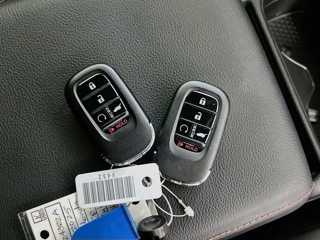 Certified 2025 Honda CR-V Sport-L image 33