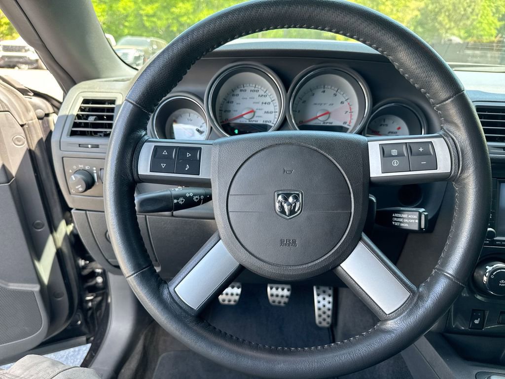 Used 2010 Dodge Challenger SRT8 RWD image 16