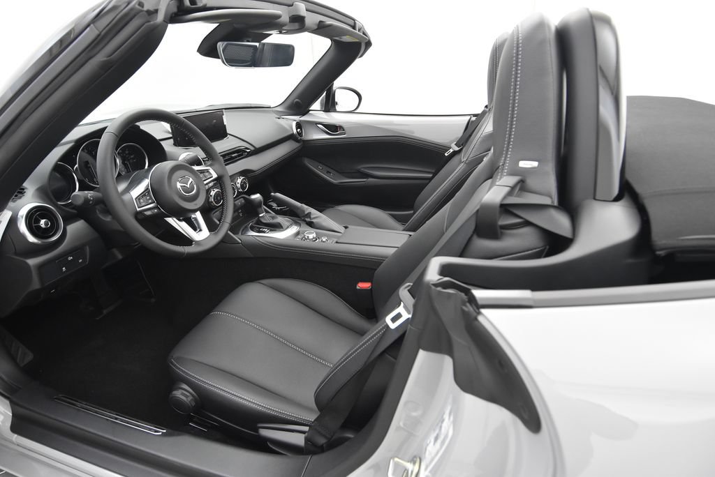 New 2026 MAZDA MX-5 Miata Grand Touring w/ Weather Package RWD image 24