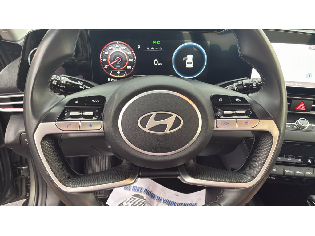 Used 2025 Hyundai Elantra SEL FWD image 23