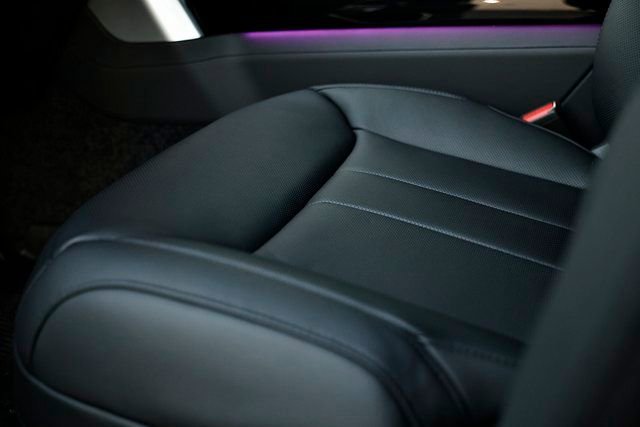 New 2026 Land Rover Range Rover SE image 26