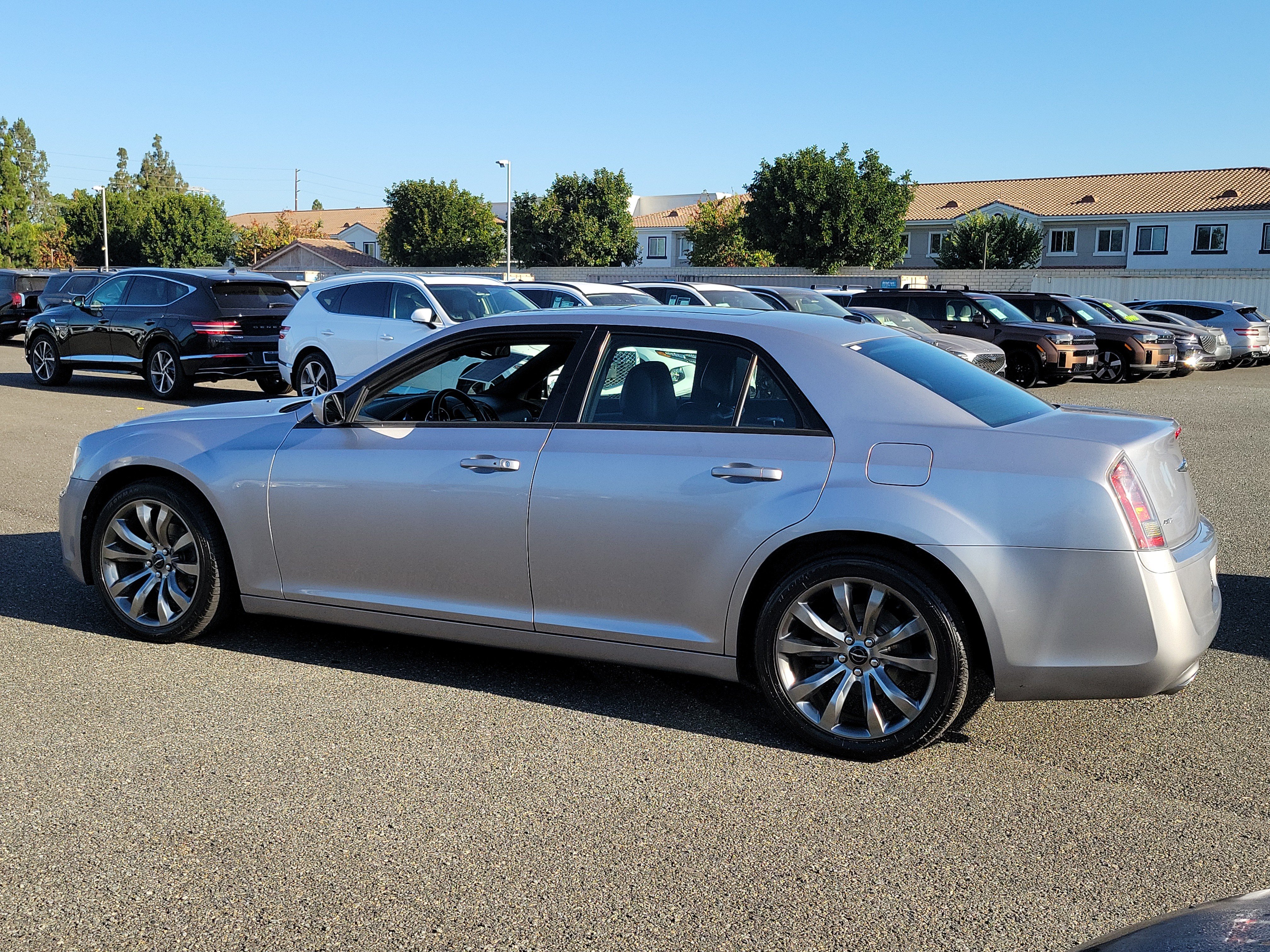 Used 2014 Chrysler 300 S RWD image 29