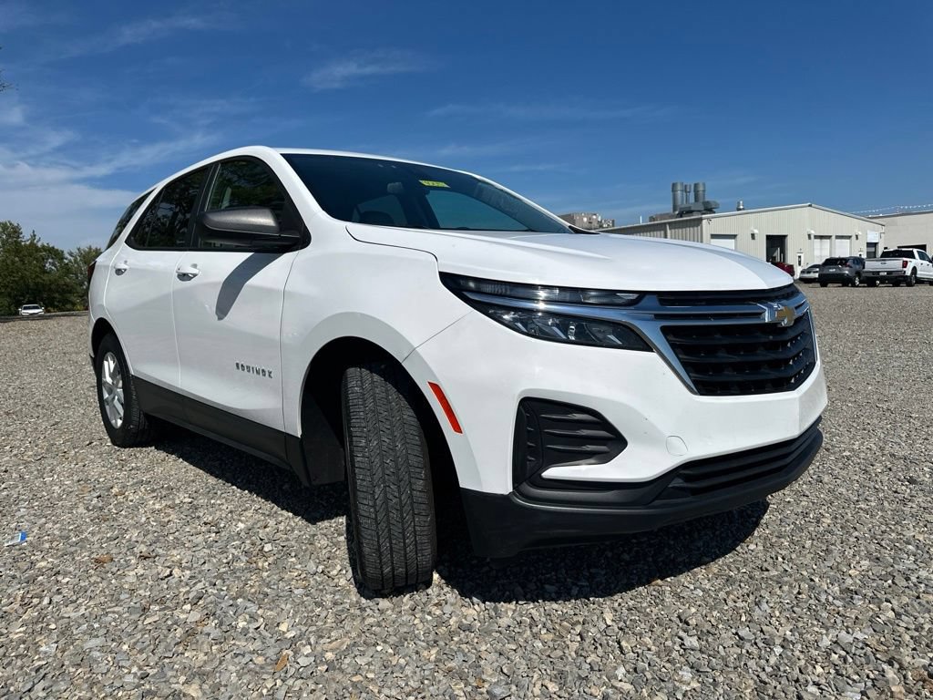 Used 2024 Chevrolet Equinox LS w/ LS Convenience Package AWD/4WD image 12