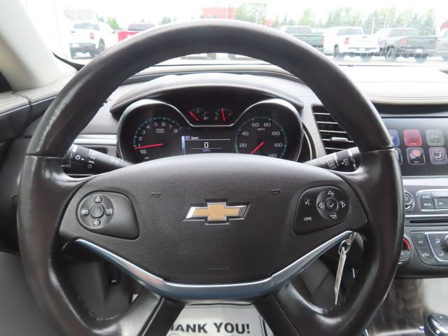 Used 2015 Chevrolet Impala LT w/ Convenience Package FWD image 30