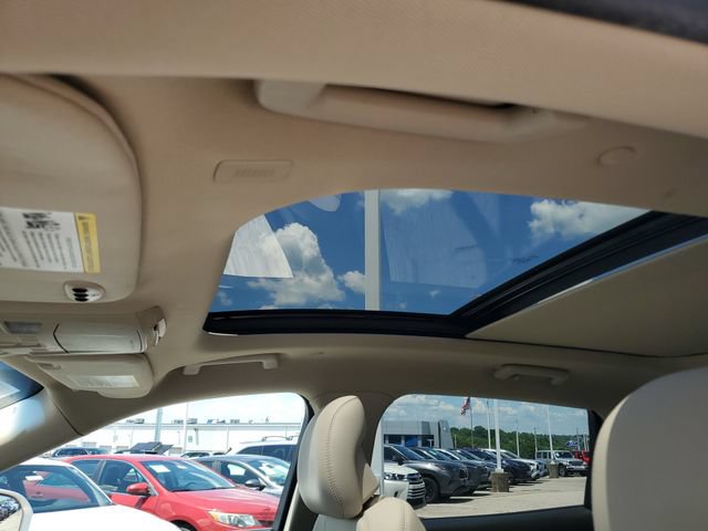 Used 2019 Lincoln Nautilus Select AWD/4WD image 25