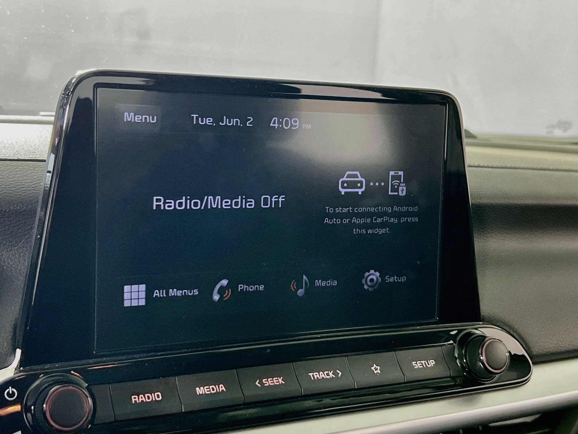 Used 2024 Kia Forte LXS w/ LXS Technology Package FWD image 14