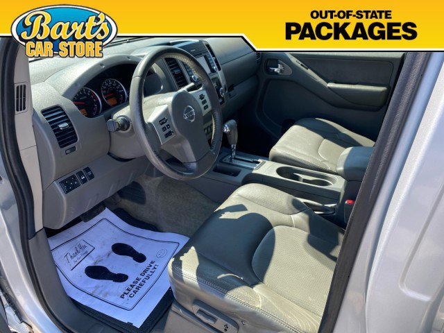 Used 2013 Nissan Frontier SL w/ Moonroof Pkg image 28