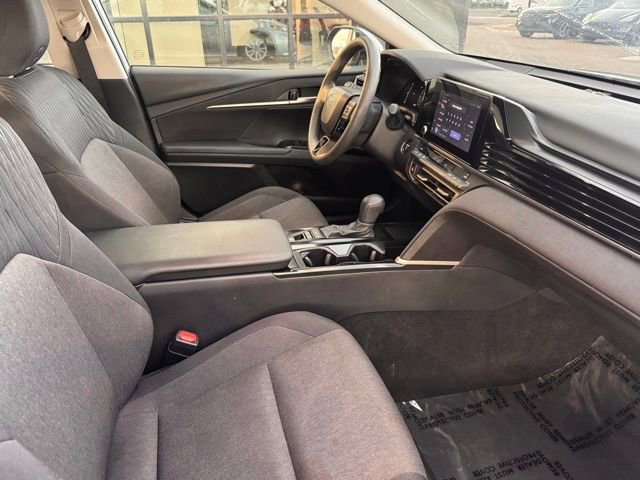 Used 2025 Toyota Camry LE FWD image 22