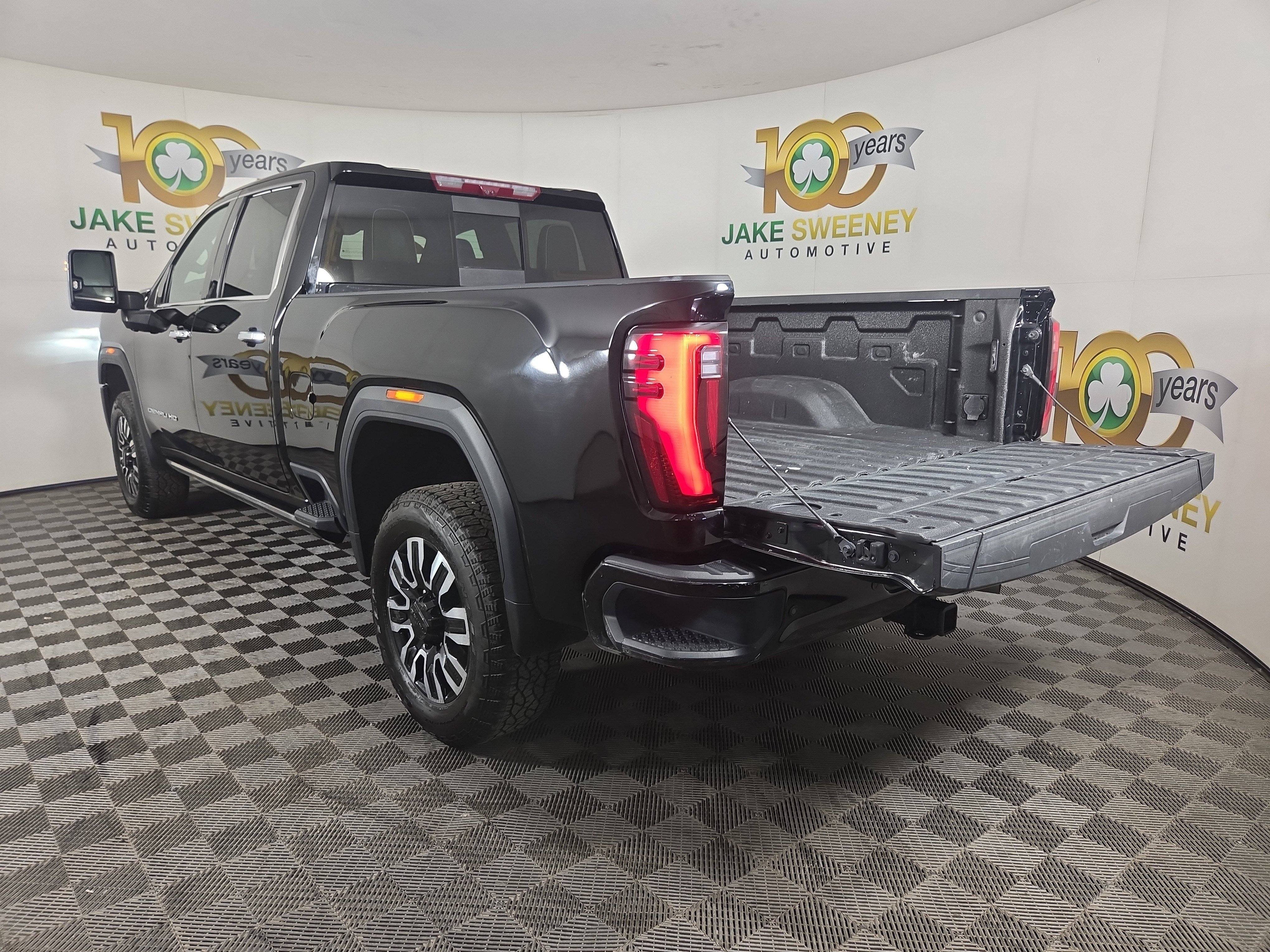 Certified 2024 GMC Sierra 2500 Denali Ultimate AWD/4WD image 30