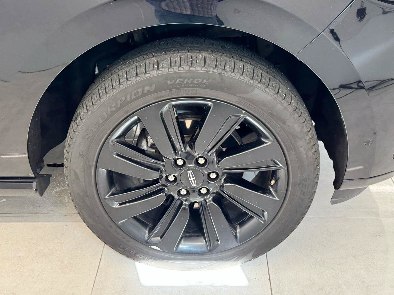 Used 2023 Lincoln Navigator L Reserve AWD/4WD image 43