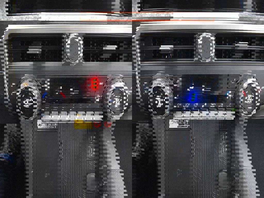 New 2025 Toyota Tacoma Limited w/ Tow Tech Package image 21