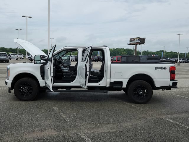 Used 2023 Ford F250 Lariat w/ Lariat Ultimate Package AWD/4WD image 30
