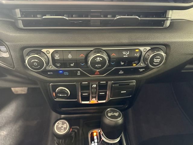 Used 2024 Jeep Wrangler Unlimited w/ Convenience Group image 23