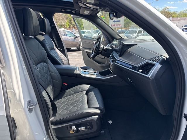 Used 2024 BMW X5 sDrive40i image 25