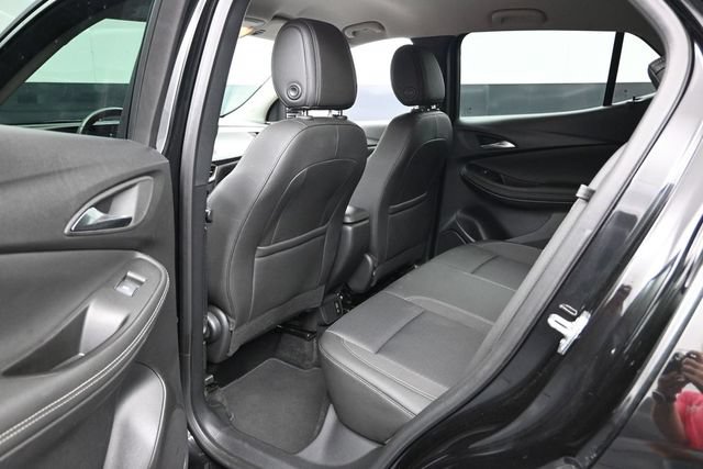 Used 2025 Buick Encore GX Preferred AWD/4WD image 20