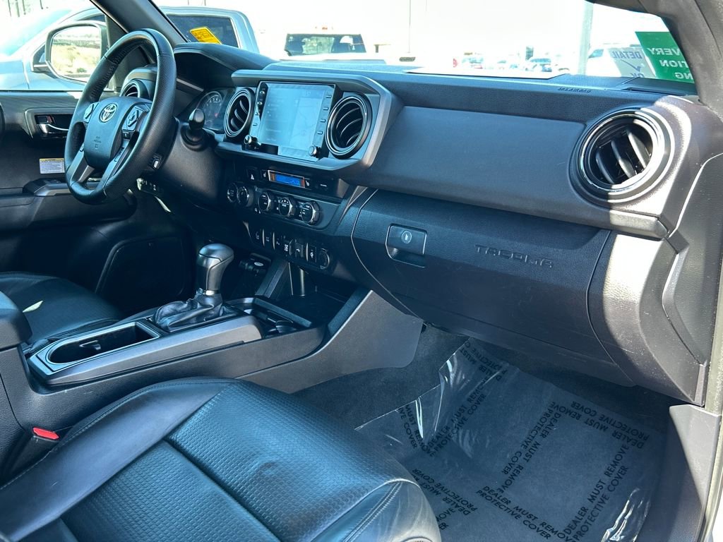 Used 2020 Toyota Tacoma TRD Off-Road w/ TRD Premium Off Road Package image 8
