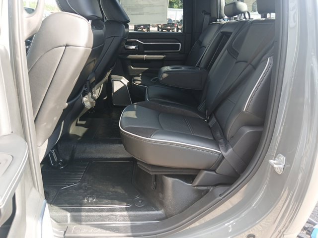 New 2026 RAM 4500 4x4 Crew Cab DRW w/ Laramie Trim Package image 15