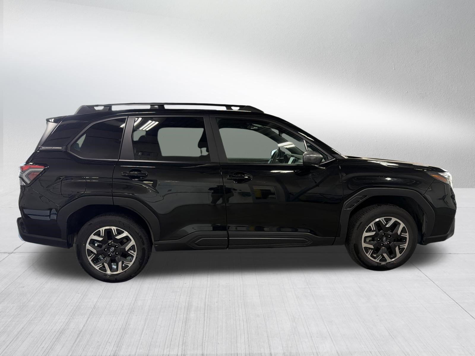 Used 2026 Subaru Forester Premium AWD/4WD image 8