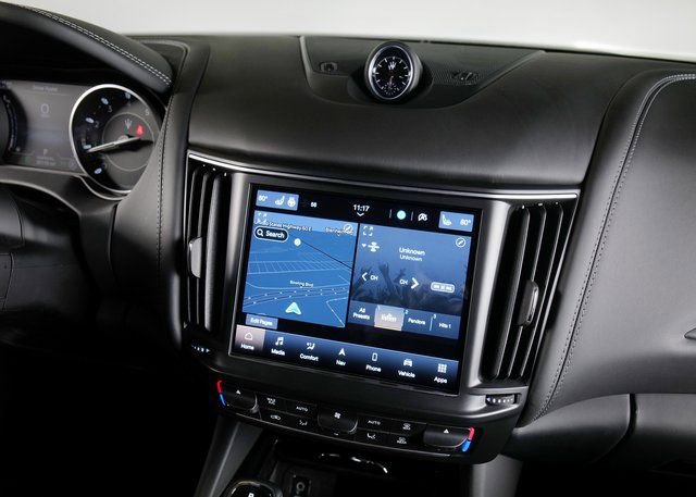 Used 2022 Maserati Levante Modena image 13