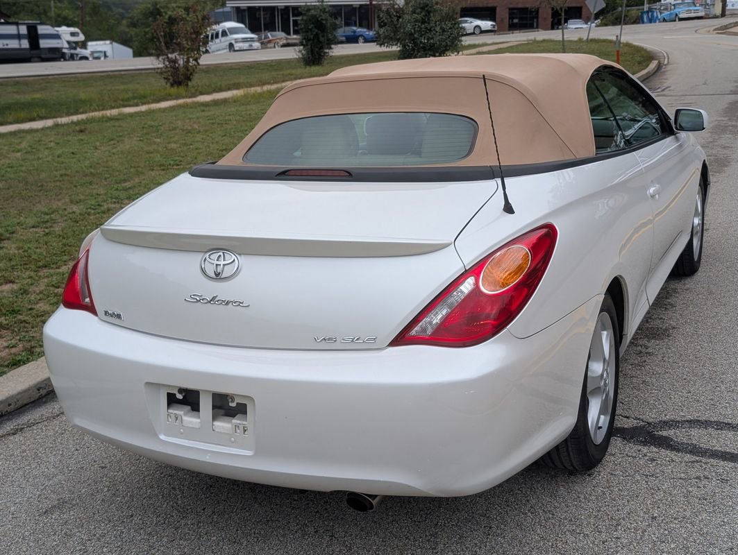 Used 2006 Toyota Solara SLE image 7