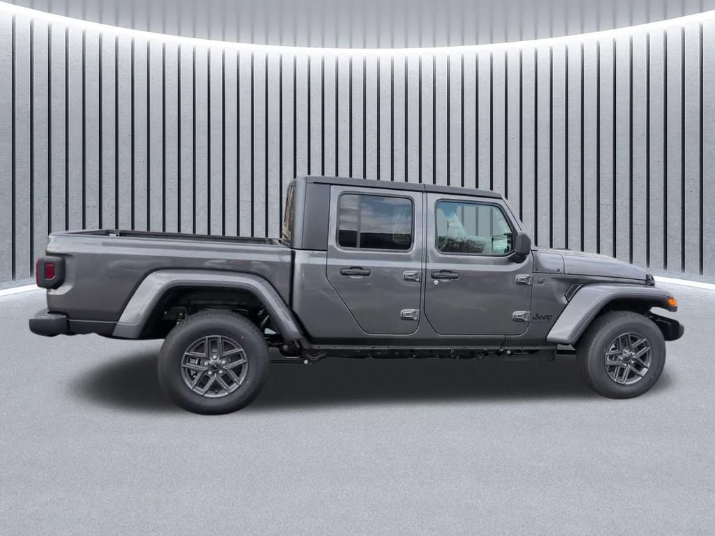 New 2026 Jeep Gladiator Sport AWD/4WD image 7