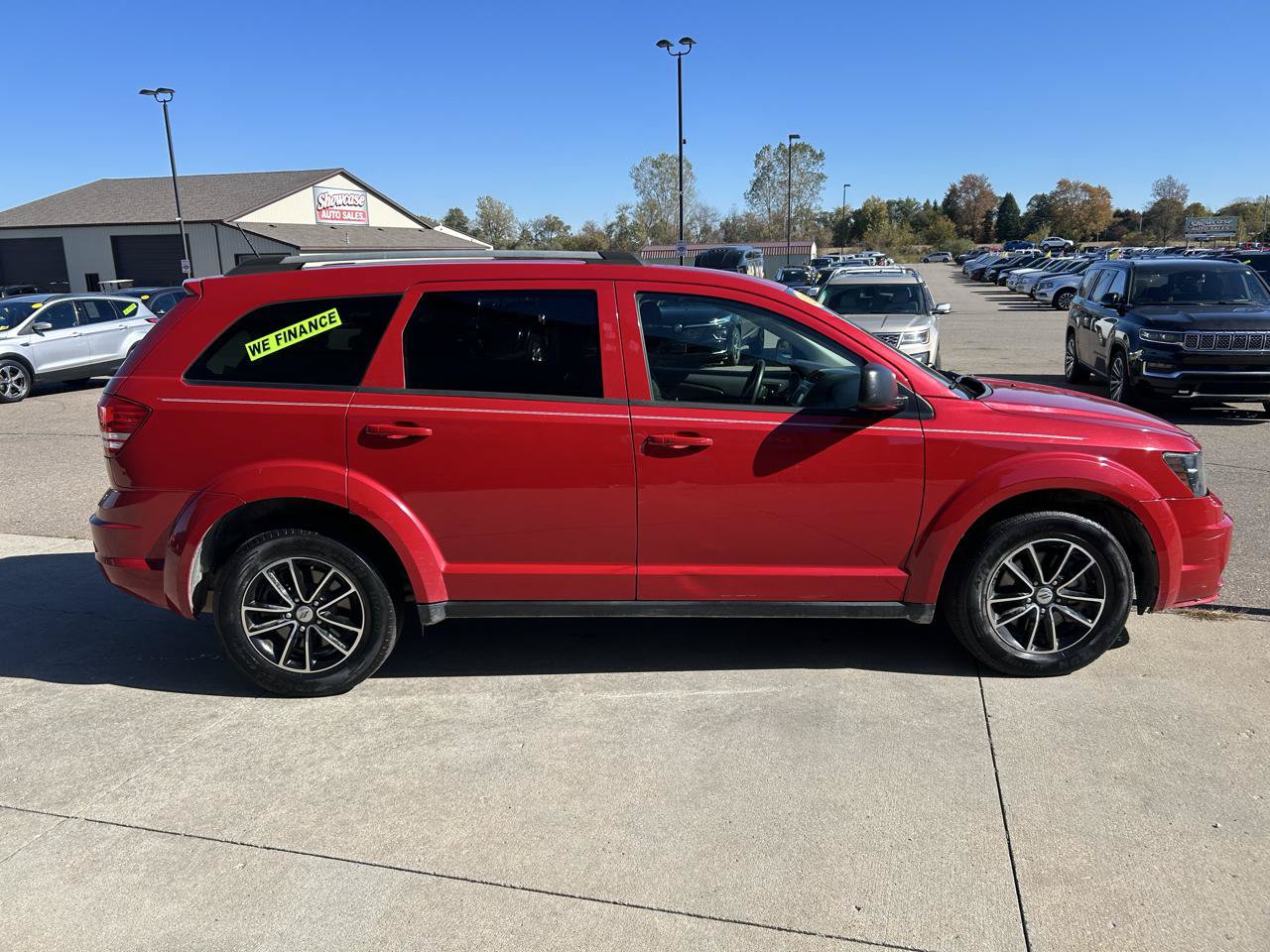 Used 2018 Dodge Journey SE w/ Blacktop Package FWD image 4
