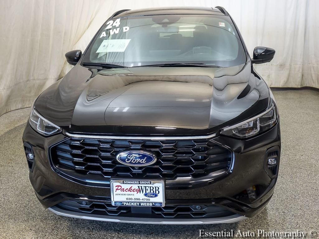 Certified 2024 Ford Escape ST-Line Elite w/ Premium Technology Package AWD/4WD image 5