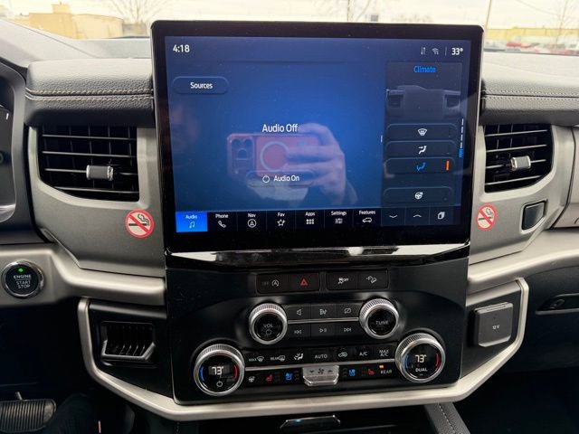 Used 2024 Ford Expedition Max XLT image 16