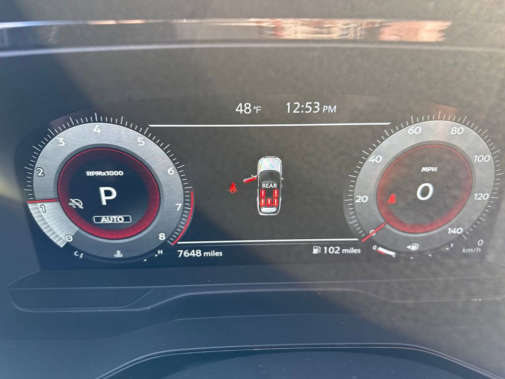 Used 2025 Nissan Pathfinder Platinum image 19