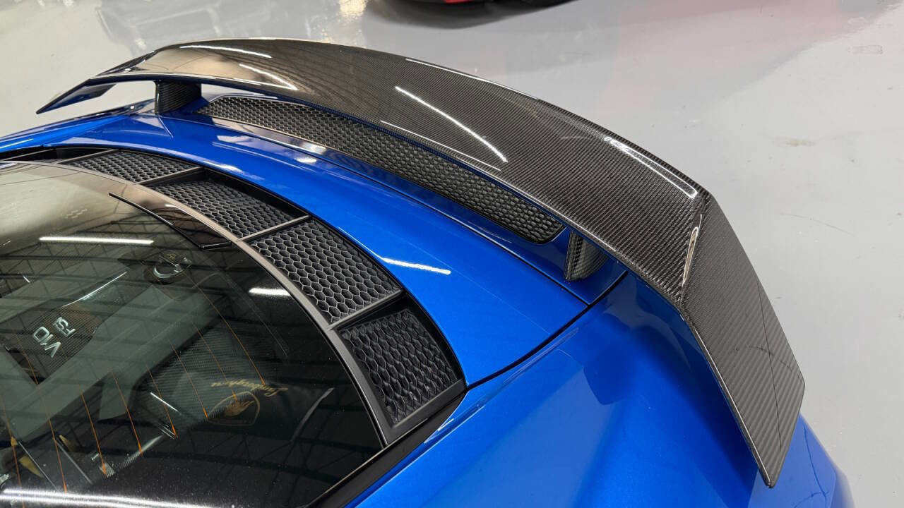 Used 2017 Audi R8 V10 plus w/ Full Leather Package image 24