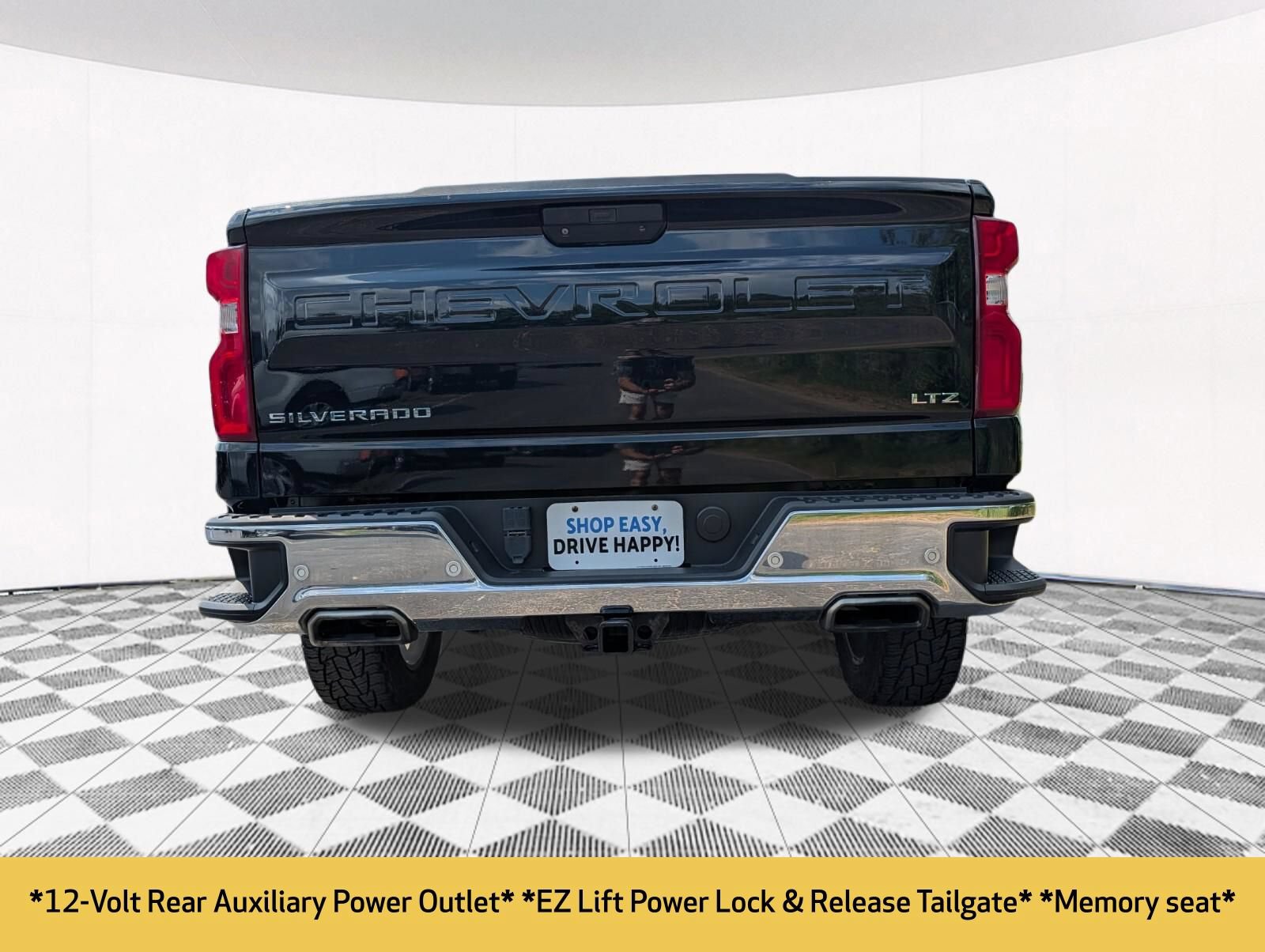Used 2019 Chevrolet Silverado 1500 LTZ w/ LTZ Plus Package AWD/4WD image 18