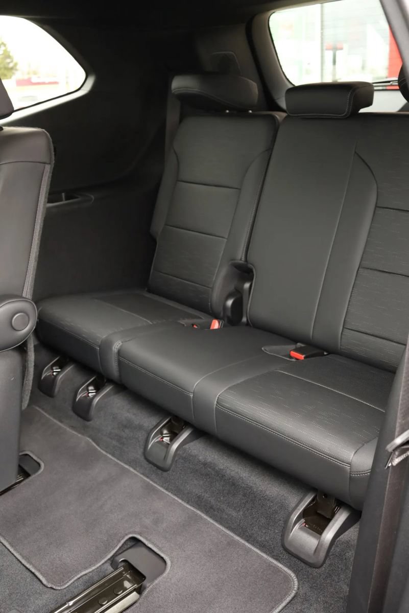 Used 2025 Buick Enclave Sport Touring w/ Super Cruise Package AWD/4WD image 47