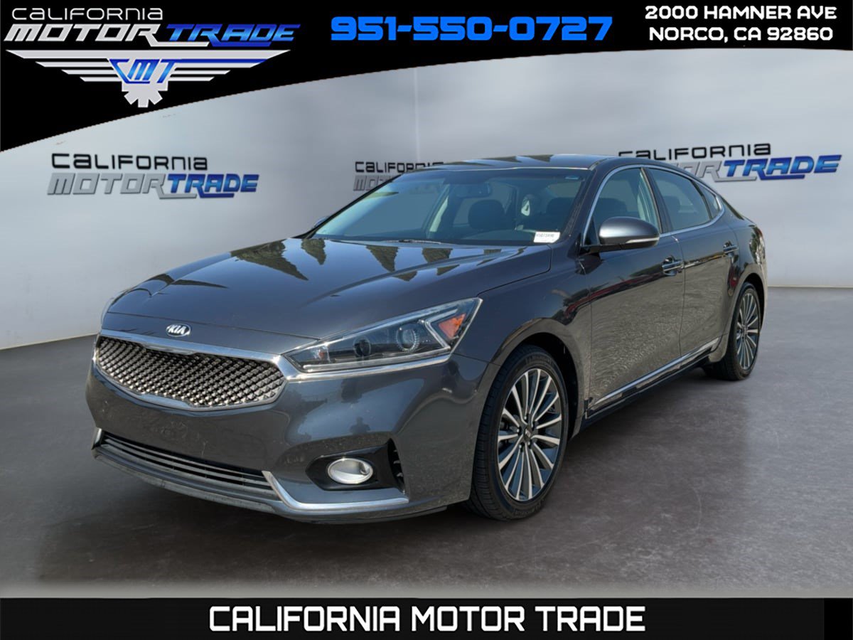 Used 2017 Kia Cadenza Premium w/ Luxury Package FWD video 1