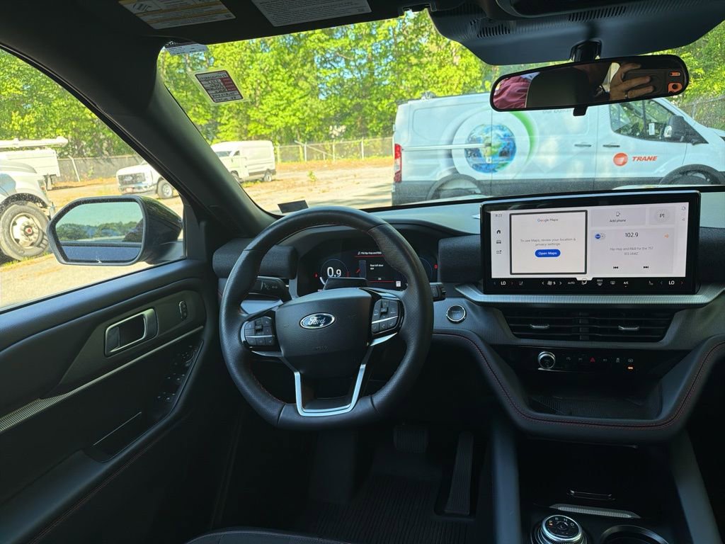 Used 2025 Ford Explorer ST-Line image 10