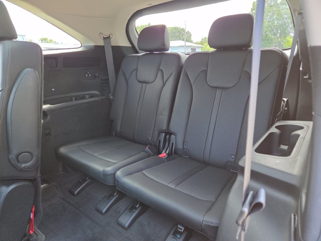 Used 2023 Kia Sorento SX FWD image 23