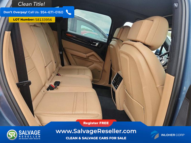 Used 2019 Porsche Cayenne AWD/4WD image 15