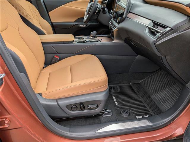 Used 2024 Lexus RX 350 Premium w/ Accessory Package image 20