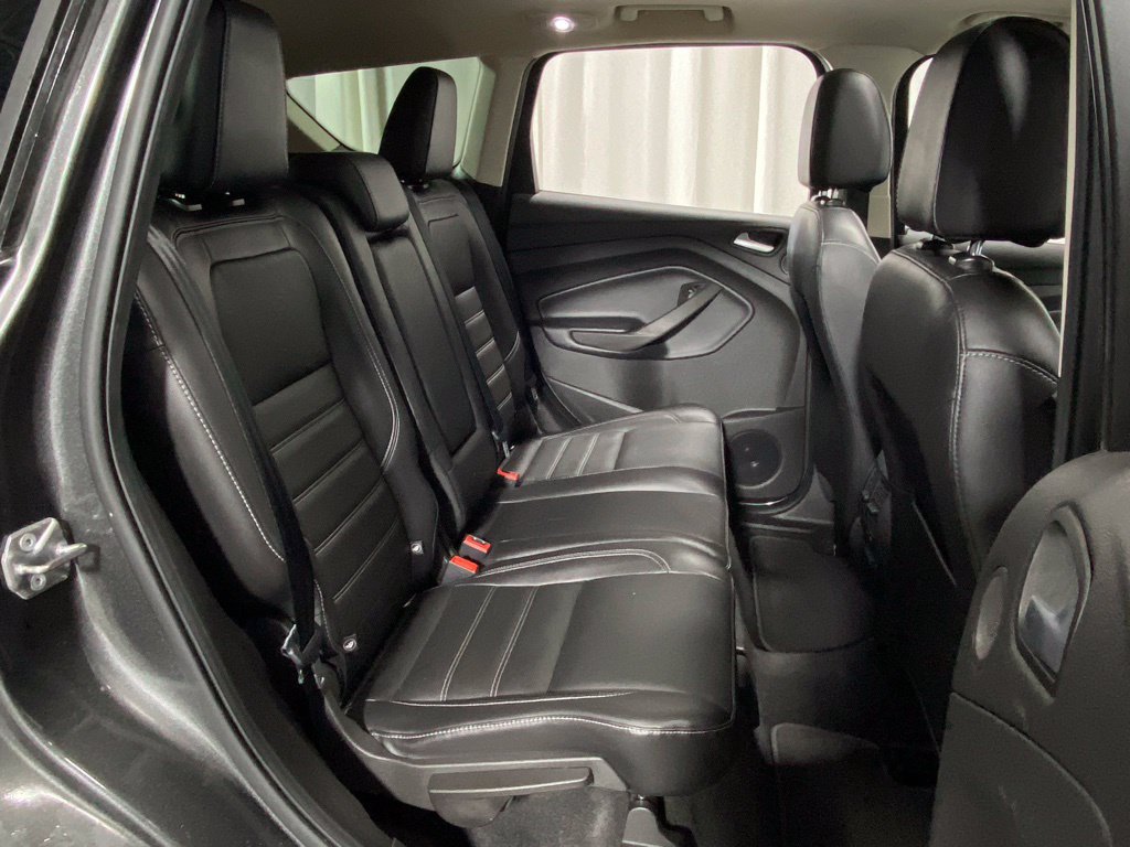 Used 2017 Ford Escape Titanium AWD/4WD image 29