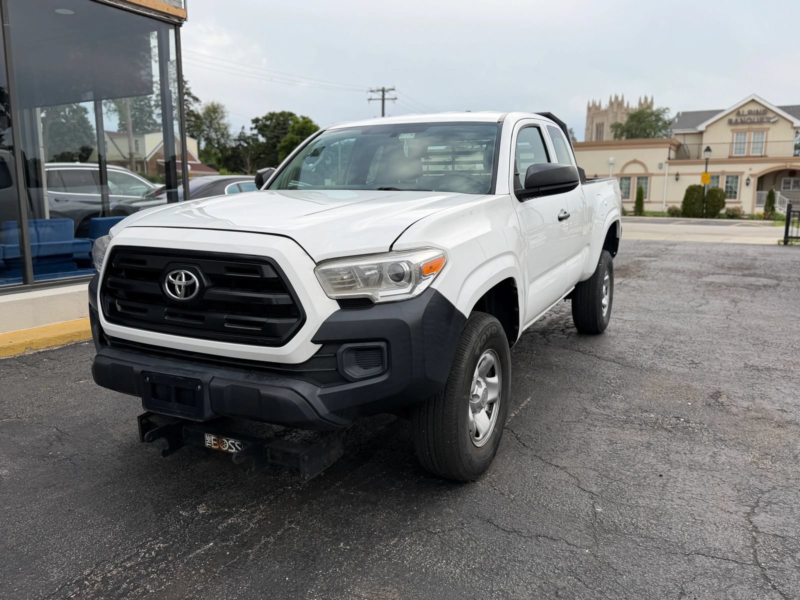 Used 2016 Toyota Tacoma SR AWD/4WD image 4
